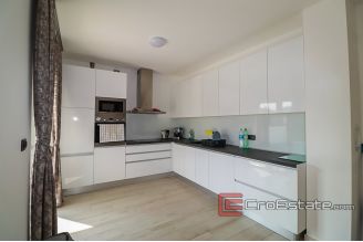 19 2022 299 Rogoznica villa sea view for sale