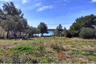 010 2021 222 near sibenik building land by the sea for sale