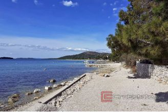 010 2021 222 near sibenik building land by the sea for sale
