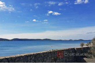 010 2021 222 near sibenik building land by the sea for sale