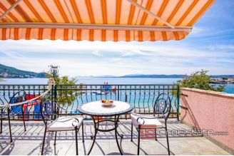 18 2018 144 Omis area house sea front for sale