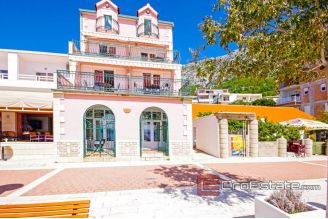 18 2018 144 Omis area house sea front for sale