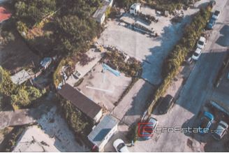 04 2025 42 Split land for sale