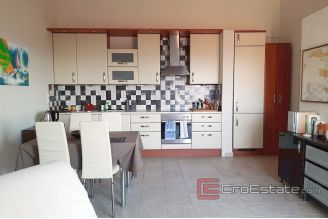 014 2016 359 peljesac penthouse for sale