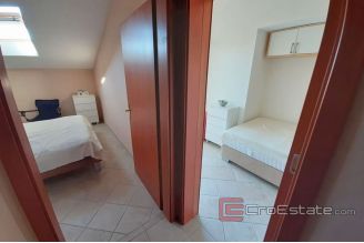 014 2016 359 peljesac penthouse for sale