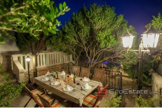 20 2013 77 Korcula villa seafront for sale