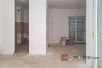 13 2024 110 Split apartment for sale