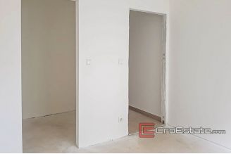 13 2024 110 Split apartment for sale