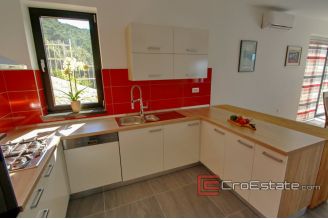 20 2013 78 Korcula villa seafront for sale