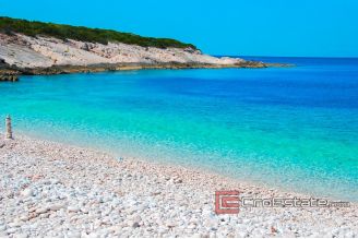 20 2013 78 Korcula villa seafront for sale