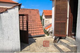 14 Hvar building land front row for sale