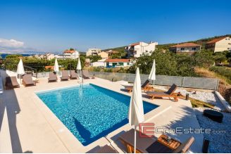 20 2013 104 Ciovo Villa for sale