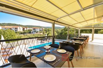 20 2013 104 Ciovo Villa for sale