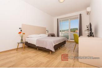 20 2013 104 Ciovo Villa for sale