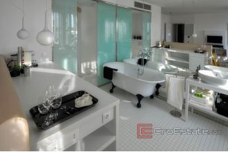 13 3417 30 Split Apartment For Sale