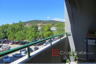 001 2018 56 Split Apartment For Sale