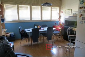 007 2018 56 Split Apartment For Sale
