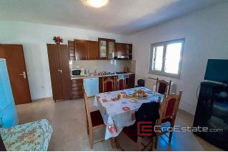 14 2016 346 near trogir seafront house for sale