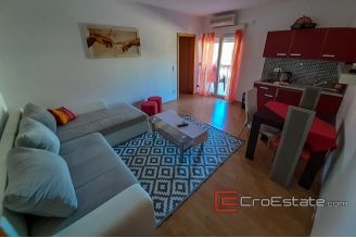 14 2016 388 Trogir area house sea view for sale