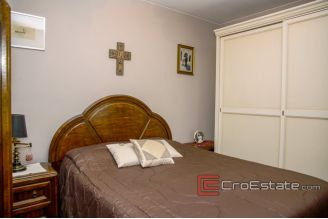 10 2013 98 Brac apartment for sale