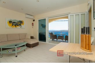 21 2013 85 Korcula house seaview for sale