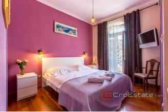 11 2013 84 Split apartment for sale