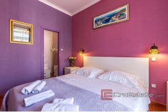 11 2013 84 Split apartment for sale
