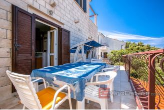 18 2013 49 Brac house sea view for sale