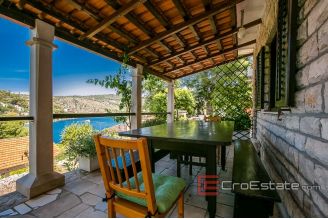 18 2013 49 Brac house sea view for sale