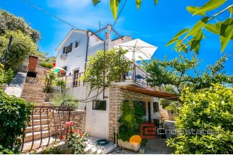 18 2013 49 Brac house sea view for sale