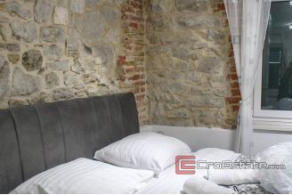 06 2025 13 Split apartment for sale