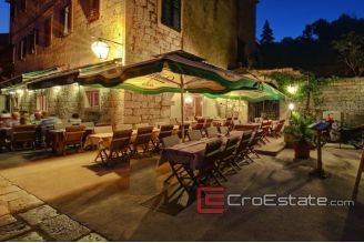 13 2021 144 Hvar restaurant waterfront for sale