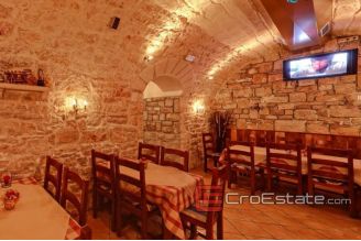 13 2021 144 Hvar restaurant waterfront for sale