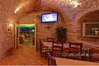 13 2021 144 Hvar restaurant waterfront for sale