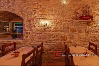 13 2021 144 Hvar restaurant waterfront for sale