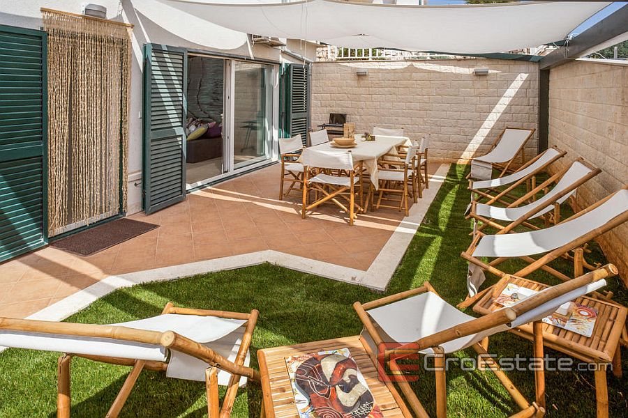 Croatia,Hvar Elegant apartment with a garden