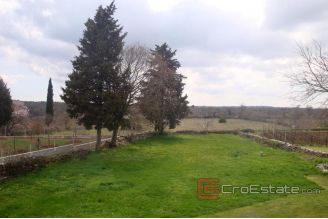 007 4041 30 pula house for sale