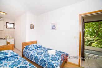 20 2022 195 Omis area house sea front for sale