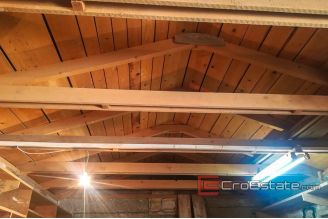 08 2018 103 Split center house for sale