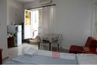 018 2016 239 near makarska apartment house for sale