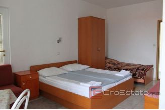 018 2016 239 near makarska apartment house for sale