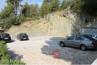 018 2016 239 near makarska apartment house for sale