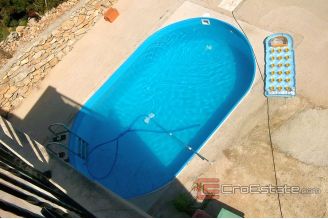 019 3668 30 island solta house sea view for sale