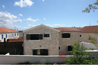012 3651 30 island murter house for sale