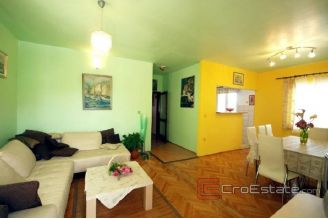 20 3544 30 Brac house for sale