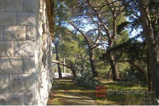 20 3484 30 Brac land plot house for sale