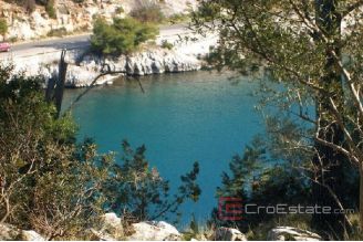 20 3484 30 Brac land plot house for sale