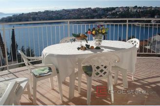 01 3454 30 Ciovo house for sale