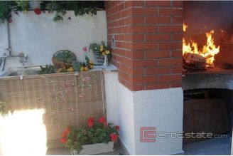 14 3454 30 Ciovo house for sale