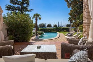 018 3437 30 Umag Villa with pool for sale